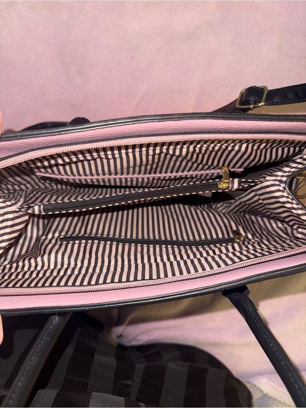 Women's Pink Crossbody Bag with Black Trim - Picture 7 of 7